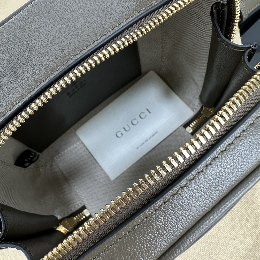 Gucci Satchel Bags